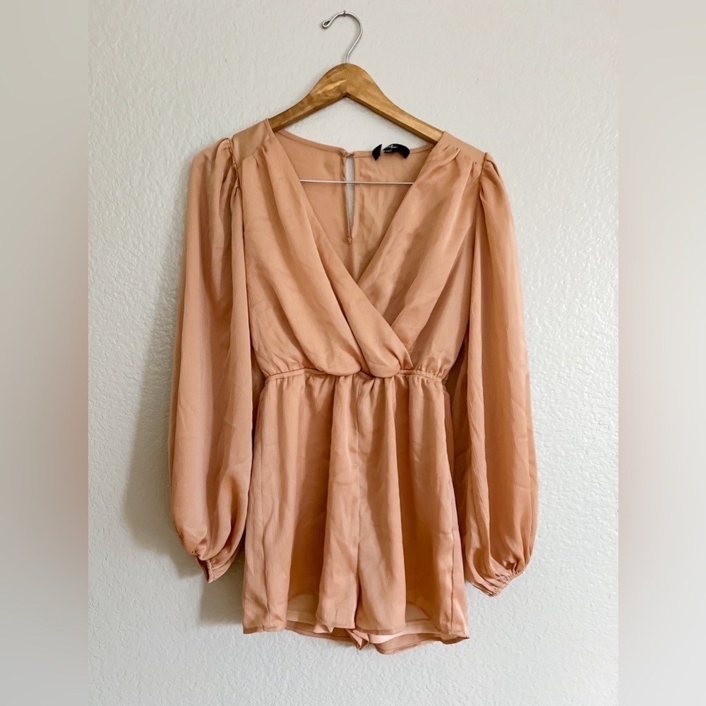 Lulus tan nude long sleeve romper Small